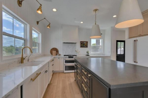 The Modern Farmhouse